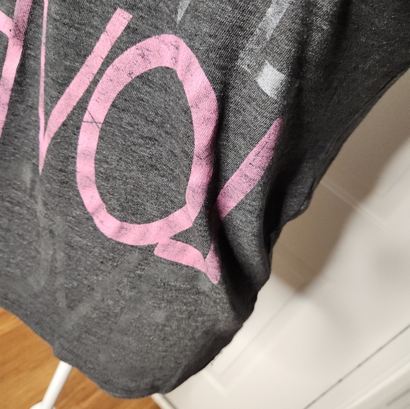 LOL Vintage LOVE T Shirt  Size Large - Picture 6 of 6